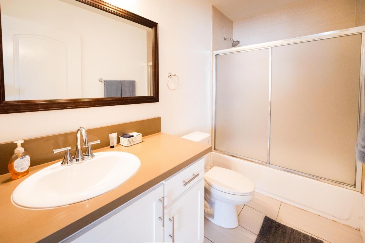 Large Condo Sleeps 10 Near Downtown 洛杉矶 外观 照片